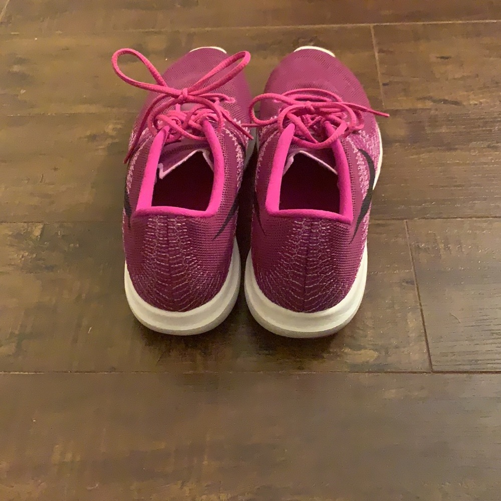 Nike Fury Sneakers - Picture 4 of 6